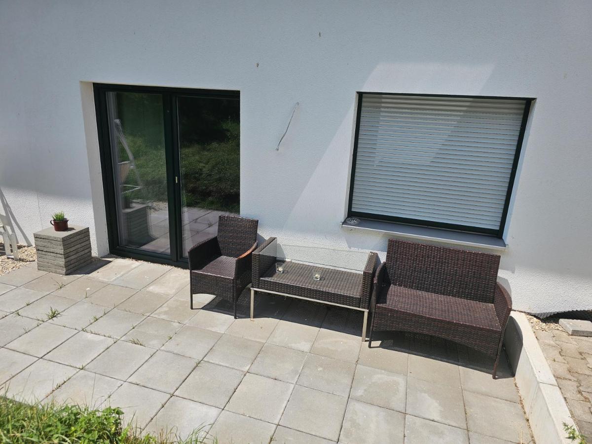 Moderne Auf Rups Hof Apartment